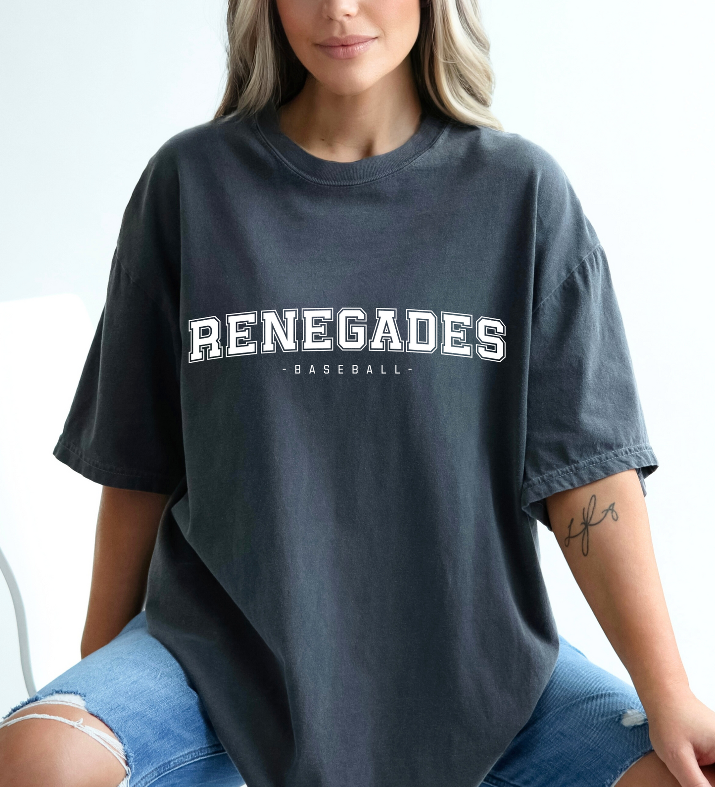 Renegades University Style WHITE (Comfort Colors)
