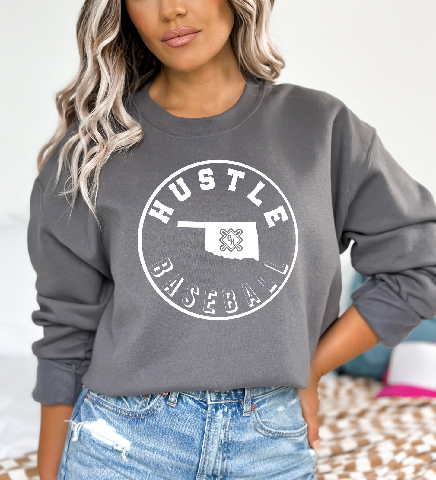 Hustle Circle Logo (Gildan)