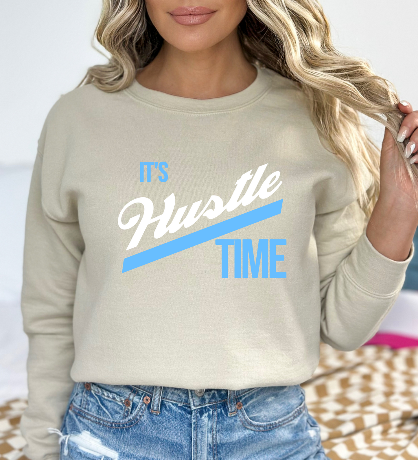 It's Hustle Time BLUE (Gildan)